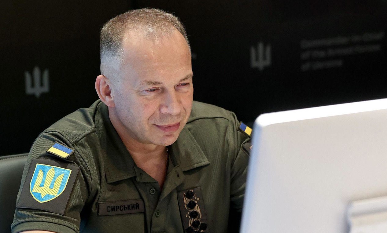 Зеленський ухвалив рішення про звільнення Сирського, - джерело Зеленський ухвалив рішення про звільнення Сирського, - джерело